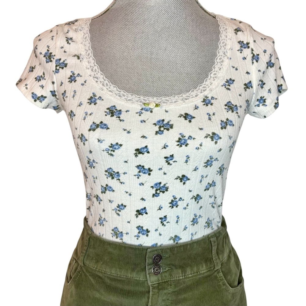 Ultra Flirt Blue Floral Lace Trim Ribbed Knit Top-Size Small